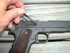 Universal clipdraw fits virtually all handguns